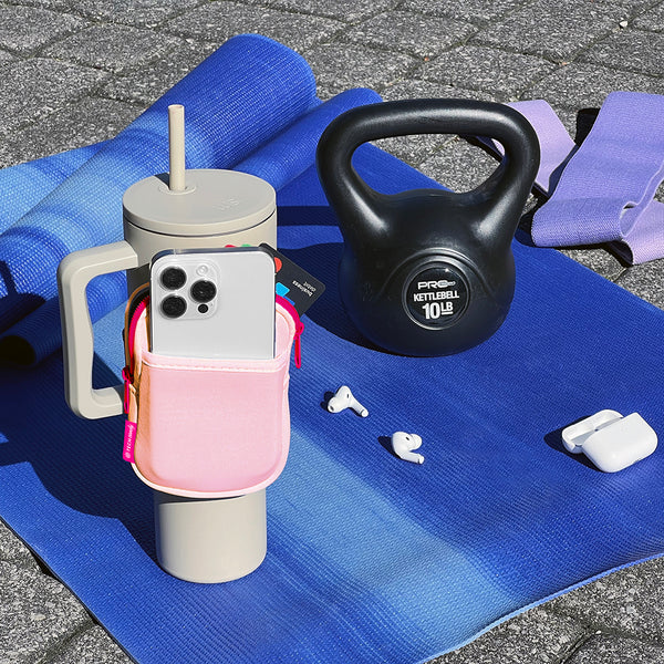 Bottle Service Drink Bottle Fanny Pack : Pink – Tech Candy