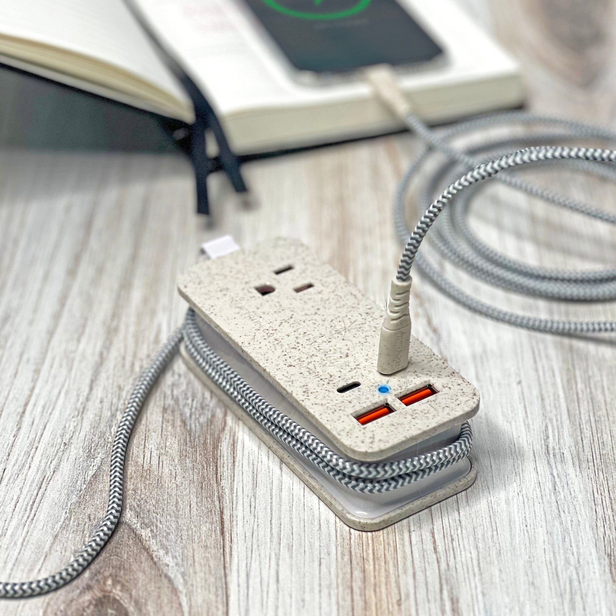 Power Trip Eco Outlet/USB/USB-C Fast-Charging Electronics Charging Sta ...
